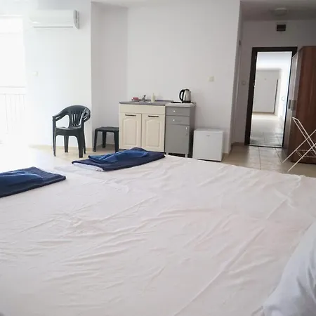 Guest house 